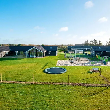 30 Person In N Rre Nebel Holiday home *