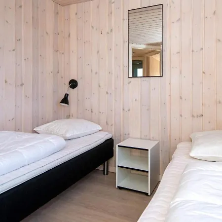 30 Person In N Rre Nebel Holiday home *
